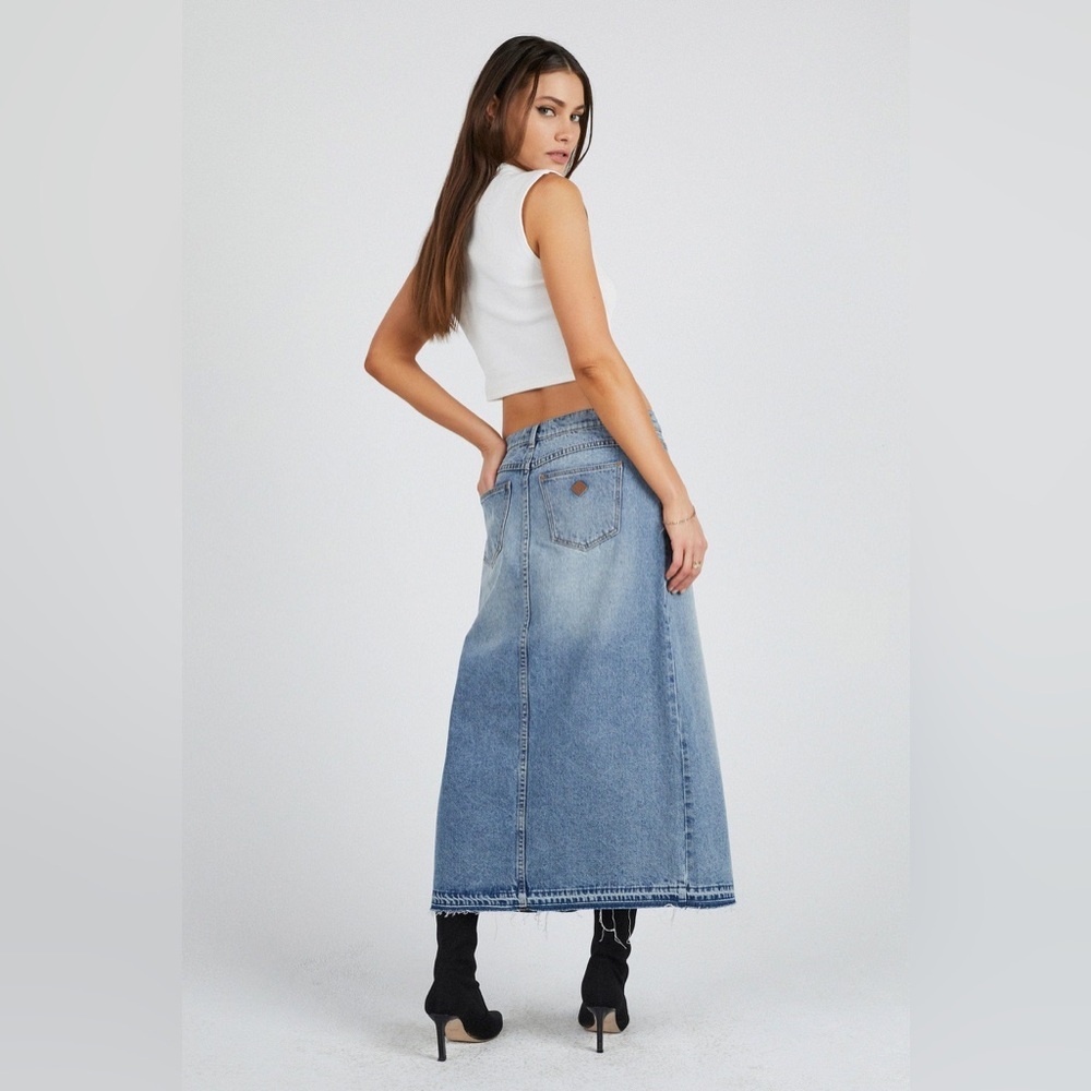 ABRAND Jeans Denim Maxi Skirt Blue ‘99 Low Skirt Y2K Sample NWT Women Size 26” - Picture 4 of 10